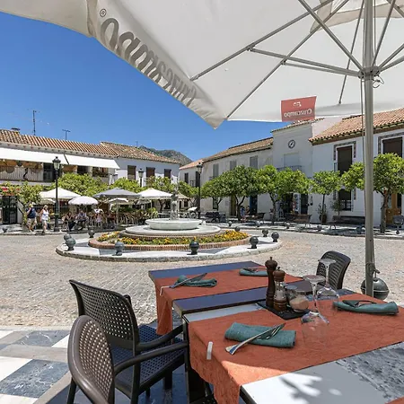 El Rincon Andaluz En Pueblo * Benalmadena